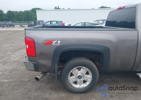 2013 Chevrolet Silverado 1500 Lt from USA, damaged, VIN 1GCRKSE70DZ152901